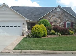 217 Farm Valley Rd, Fletcher, NC 28732