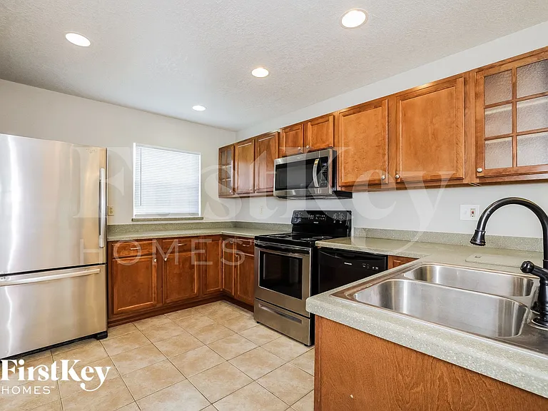 585 Koala Dr — Photo 6