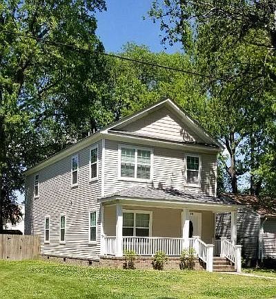 2nd image of 1018 Avenue H