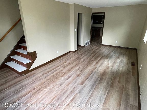 3rd image of 2251 Pervience St