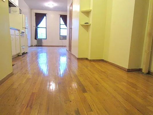 Rented by FirstService Realty (legacy) | media 17