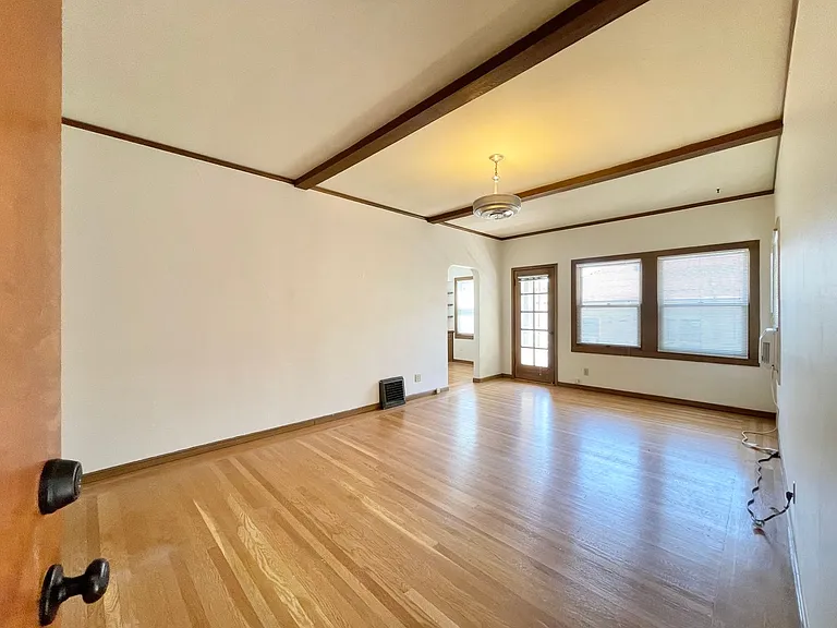 3300 J Street — Photo 2