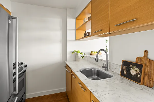 Kitchen, photo 1
