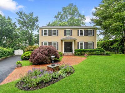 47 Homewood Place, Manhasset, NY, 11030