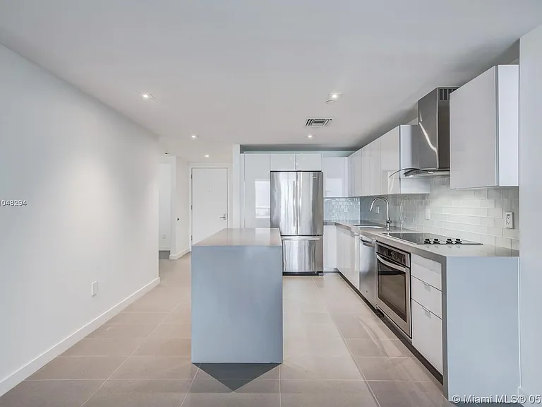 1600 NE 1st Ave #2914 — Photo 2