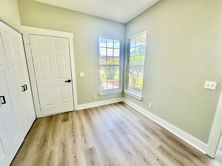 47 Tupelo Ct — Photo 10