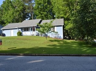 10289 Canyon Trl, Jonesboro, GA