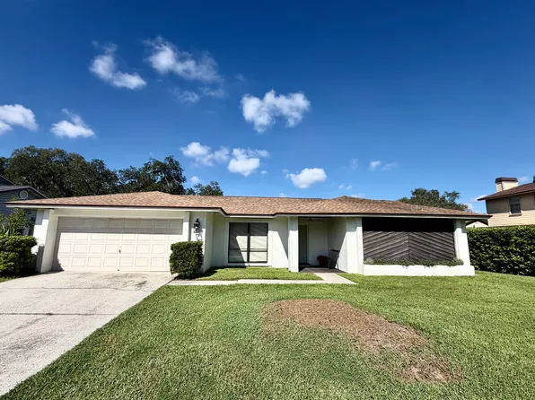 1354 Corner Oaks Dr, Brandon, FL 33510