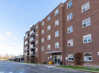 Town Apartments, Welland, ON L3C 5R5