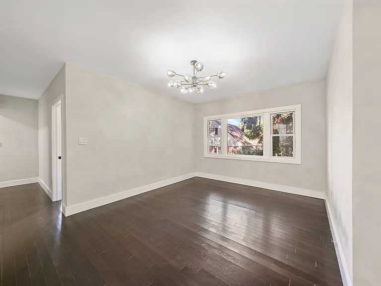 561 Broad Ave #1 — Photo 2