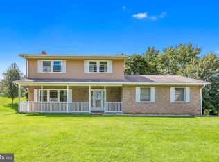 13 Enck Dr, Boiling Springs, PA 17007