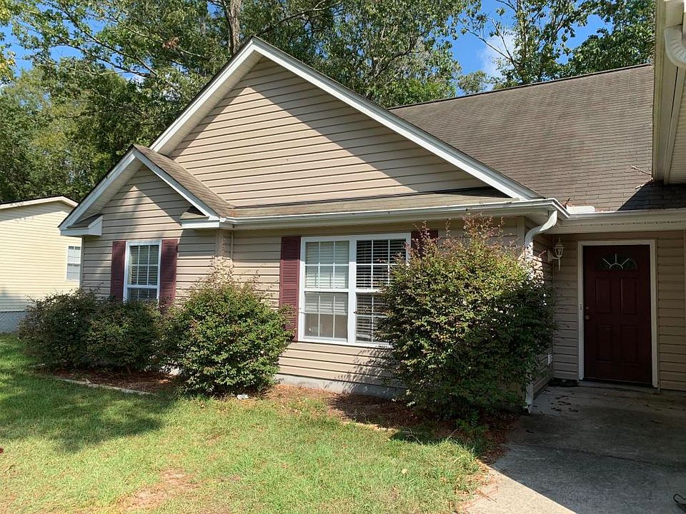 2nd image of 204 Jean Wells Dr