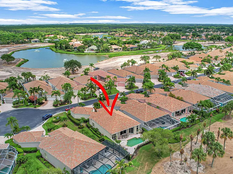 8671 Falcon Green Dr — Photo 4
