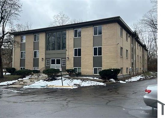 2nd image of 5610 N Main St #202