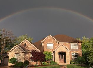 8 Wingspan Ct, Lake Saint Louis, MO