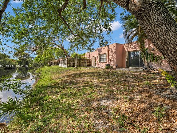 4th image of 1624 NW 56th Ave #14