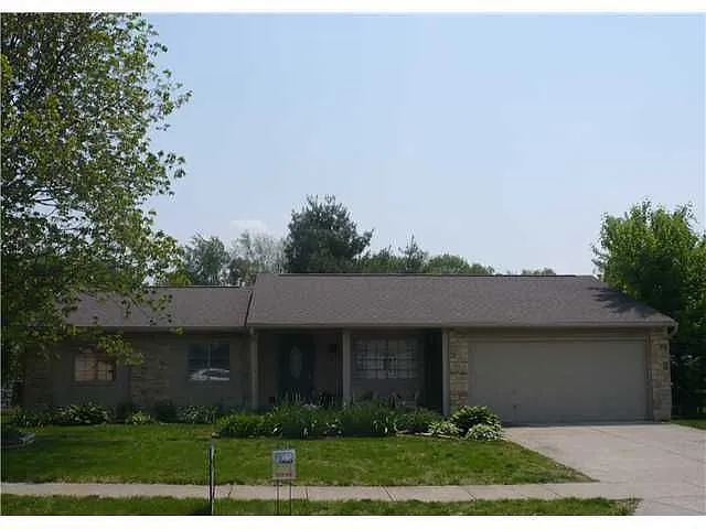 8523 Friendship Ln photo 1