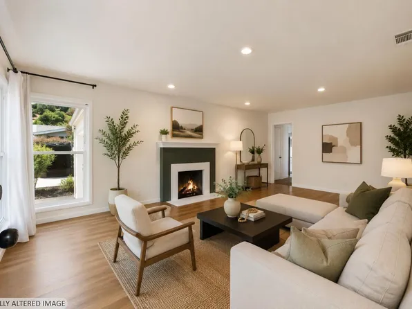 2766 Iowa St, Napa, CA 94558