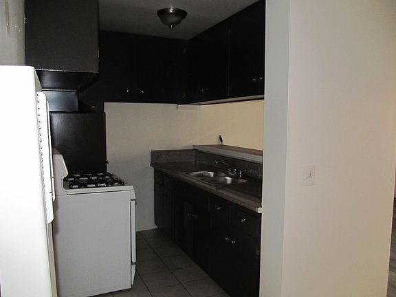 3rd image of 358 N Vecino Dr APT 2