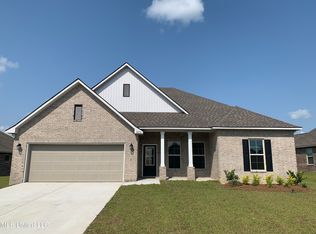 10333 Caroline Dr, Gulfport, MS 39503