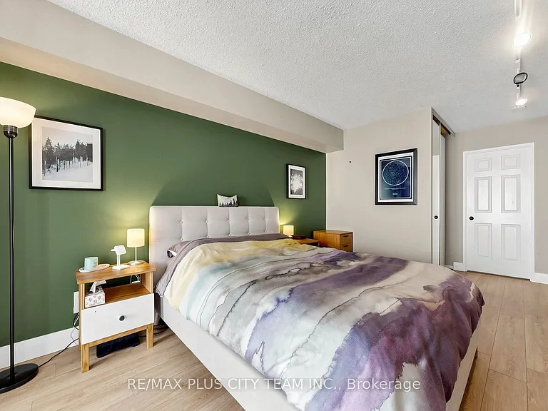 22 Southport St #437 — Photo 13