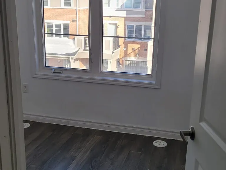 34 Deans Dr — Photo 18