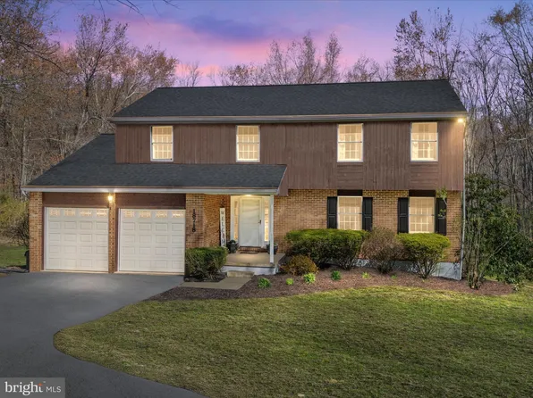 18718 Falls Rd, Hampstead, MD 21074