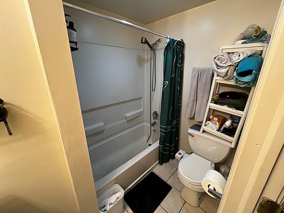 5th image of 1227 Bainbridge St #2A