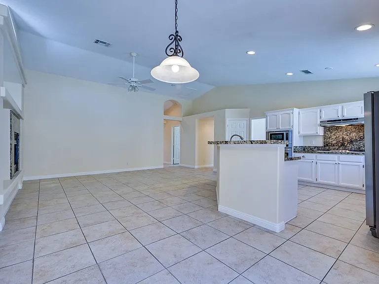 968 E Robindale Rd — Photo 26