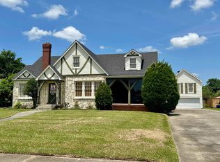 1219 11th St, Lake Charles, LA 70601