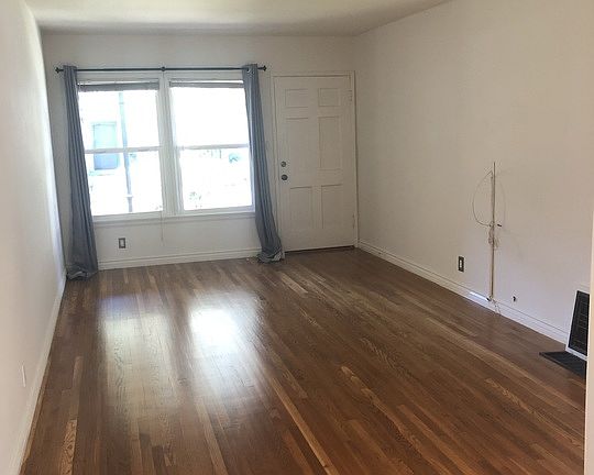4th image of 5124 Cleon Ave