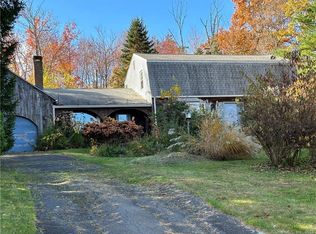 16 Oakdale Rd, Terryville, CT 06786