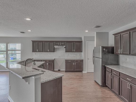 3rd image of 11751 Carson Lake Dr W