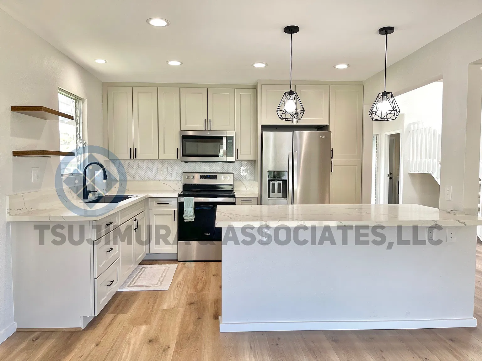 4 bed, 1826 sqft, $4,200 — Photo 2