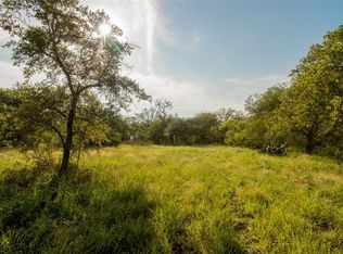 437 Firefly Field Ln, Seguin, TX 78155