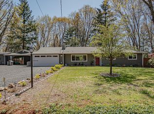 211 W Linda Vista Rd, Grants Pass, OR 97527