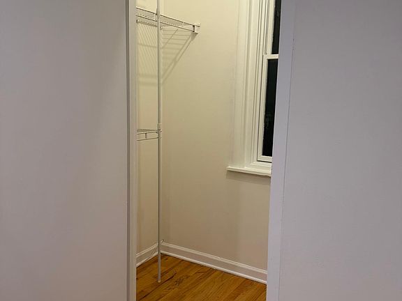 4th image of 2223 N Hoyne Ave #2R