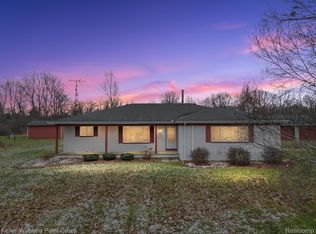 4075 Calkins Rd, Dryden, MI 48428