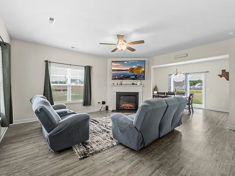 312 Cotton Hill Pl — Photo 6