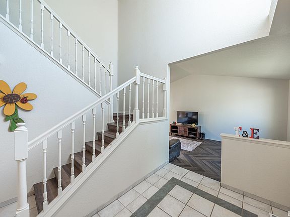 2nd image of 4996 Palo Alto Cir