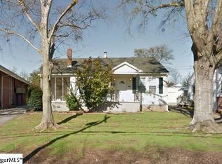 409 State Park Rd, Greenville, SC 29609