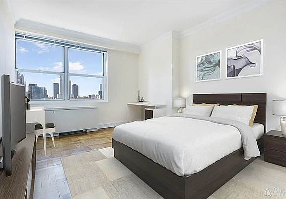 5th image of 888 8th Ave APT 6K