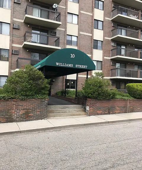 10 Williams St #31 — Photo 14