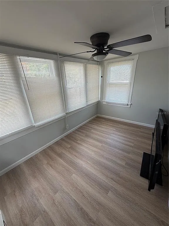 3 bed, 1.0 bath, 1250 sqft, $1,600 — Photo 3