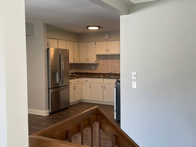 129 W Quincy St #1 — Photo 6