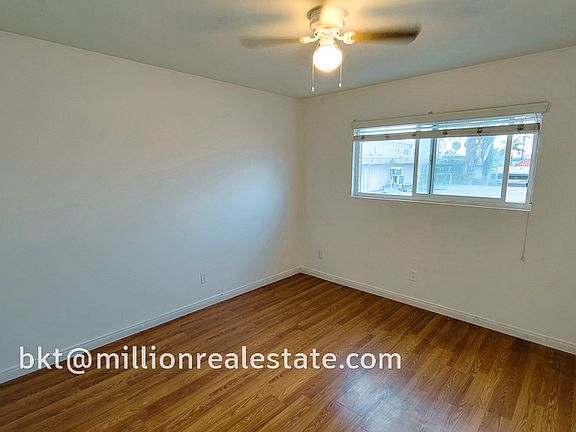 3rd image of 4346 52nd St Unit 9