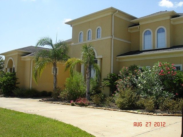 1st image of 8914 Crown Jewel Dr