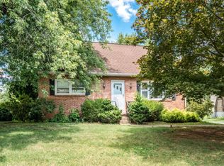 87 Scenic Dr, Denver, PA 17517