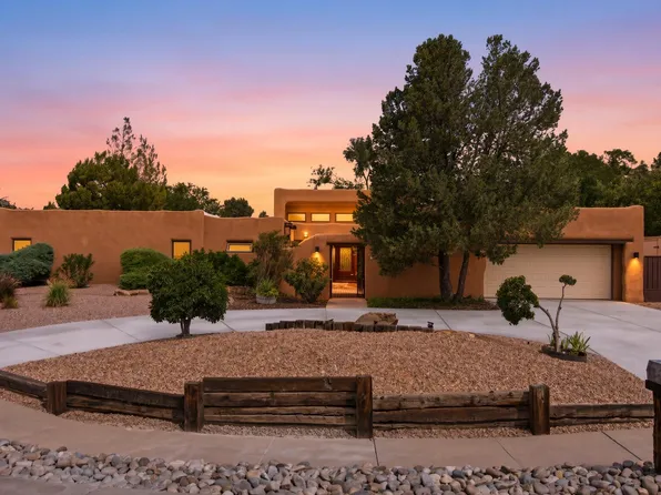 1805 Llano Ct NW, Albuquerque, NM 87107