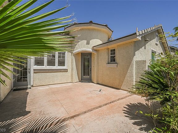 3rd image of 10386 Walking View Ct